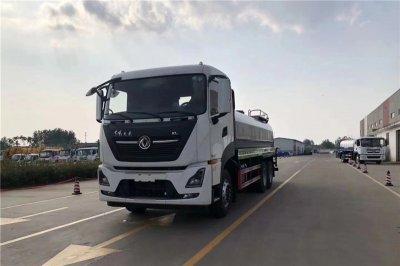 東風天龍后八輪20噸噴霧車，國六綠化噴灑車